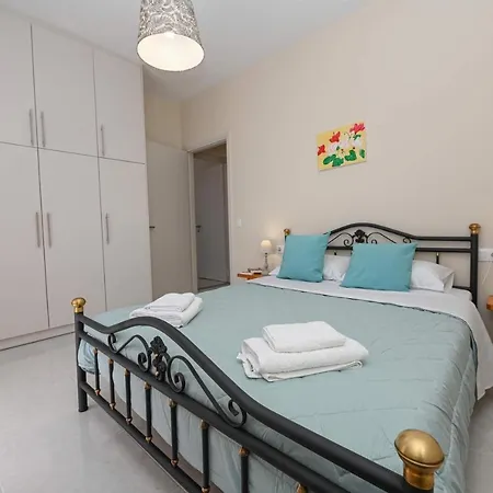Sweet Retreat Apartment